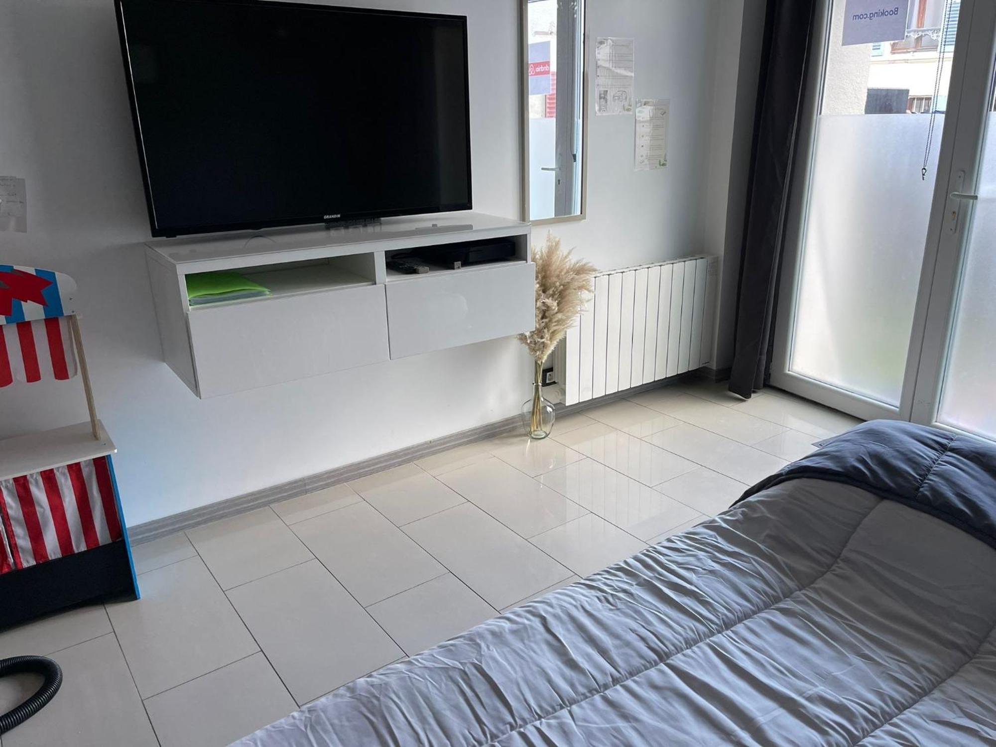 Appartement Villiers Sur Morin Proche De Disneyland Экстерьер фото